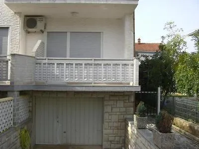 Gemuetliches Appartement In Umag Mit Garten 0*,